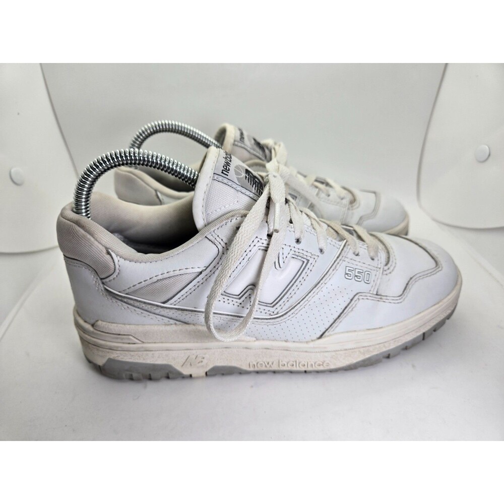 New Balance 550 Shoes Men's 7 D White Athletic Workout Casual Classic Sneakers